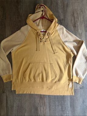 BKE Yellow Lace-Up Hoodie with Cream Sherpa Sleeves